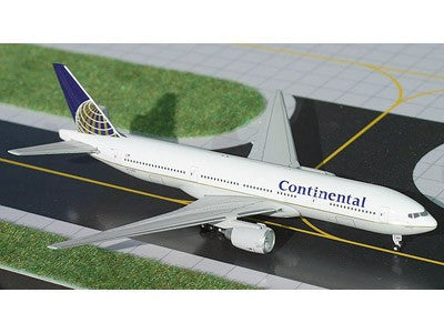 GJCOA1024 | Gemini Jets 1:400 1:400 | Boeing 777-200ER Continental Airlines N27015