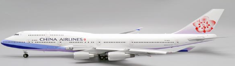 XX20092A | JC Wings 1:200 | Boeing 747-400 China Airlines B-18215 Flaps Down | is due March 2025