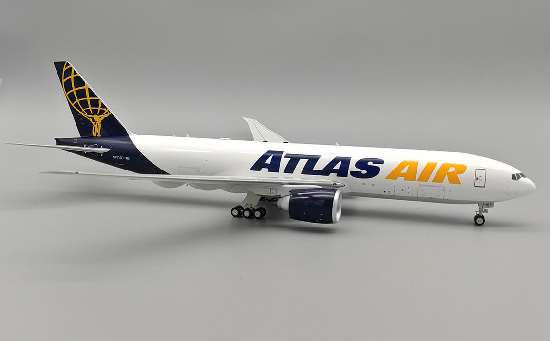 IF777F5Y1024 | InFlight200 1:200 | Boeing 777-F16 Atlas Air With Stand