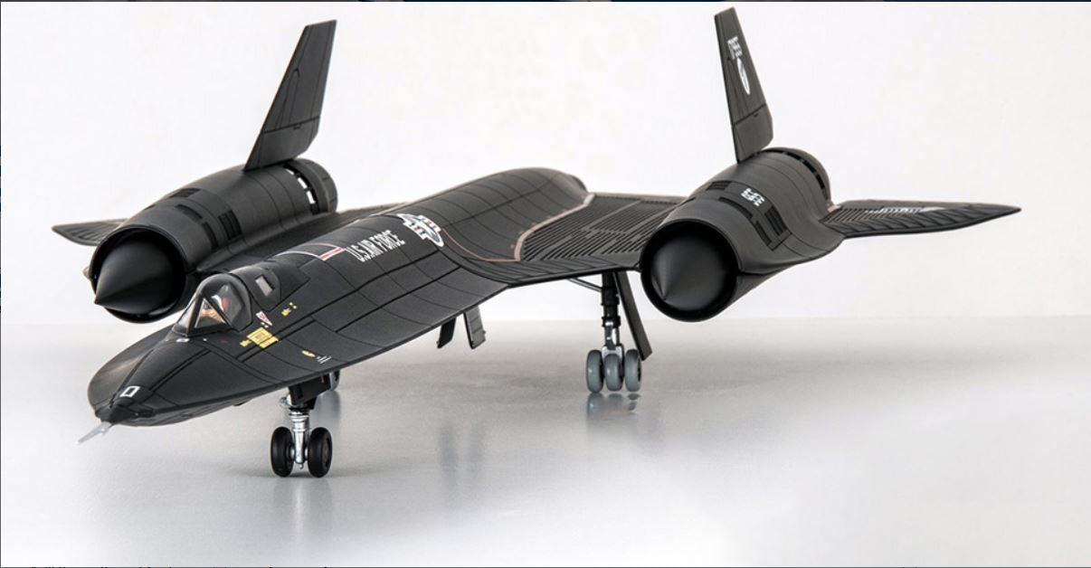 CW001650 | Century Wings 1:72 | Lockheed SR-71A Blackbird USAF 9th SRW 61-7955 'Skunk Works 1985'