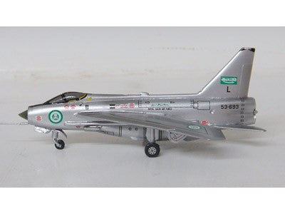 SF093 | SkyFame Models 1:200 | English Electric Lightning F.53 Royal Saudi Air Force 53-693 L (silver)