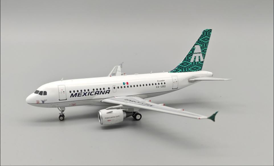 IF318MX0824 | InFlight200 1:200 | Airbus A318-111 Mexicana XA-UBQ with stand