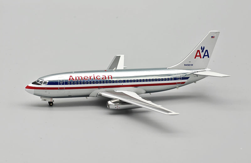 IF732AA0925P | InFlight200 1:200 | Boeing 737-247 American Airlines N4501W Polished With Stand