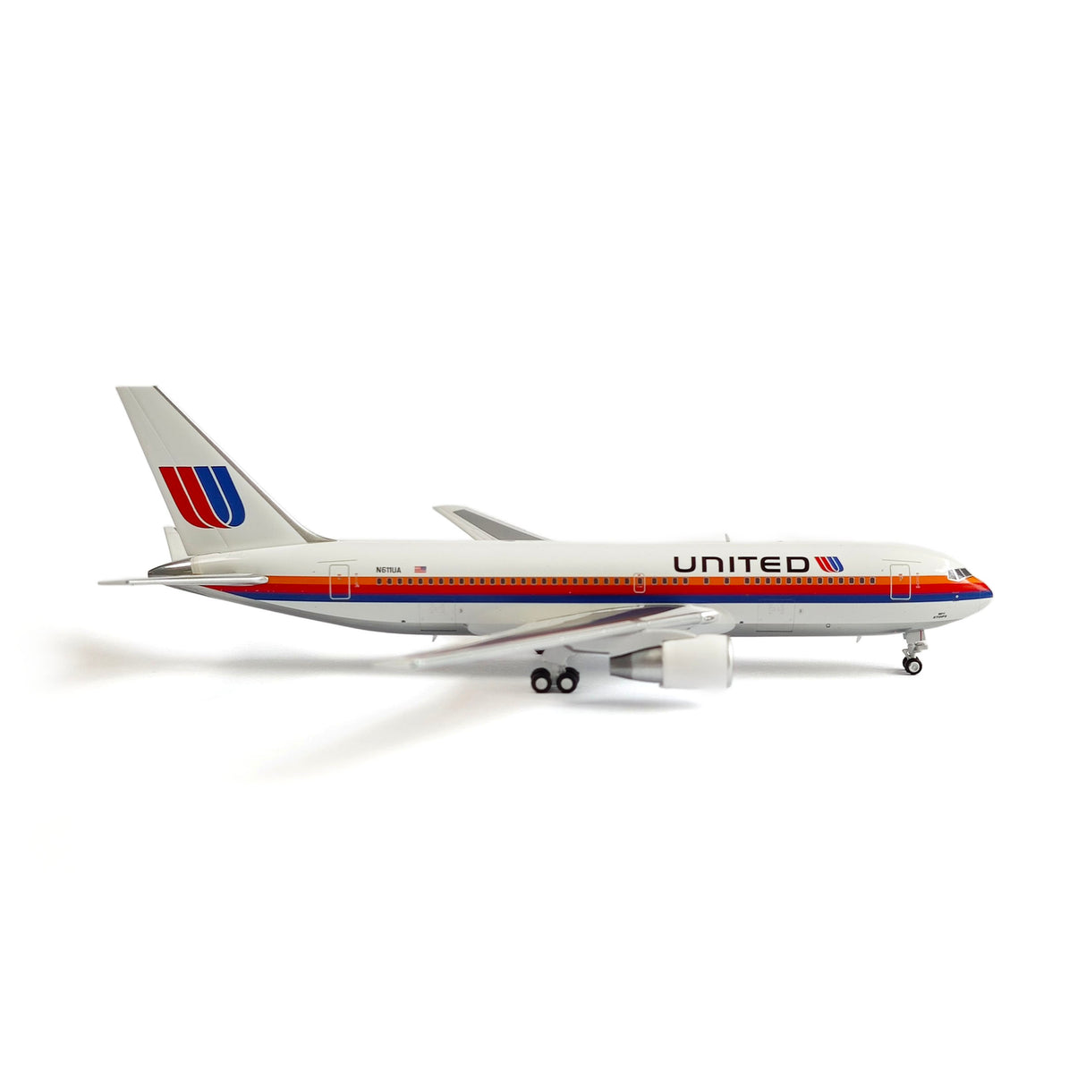 400007 | V1:400 Models | Boeing 767-200ER United Airlines N611UA