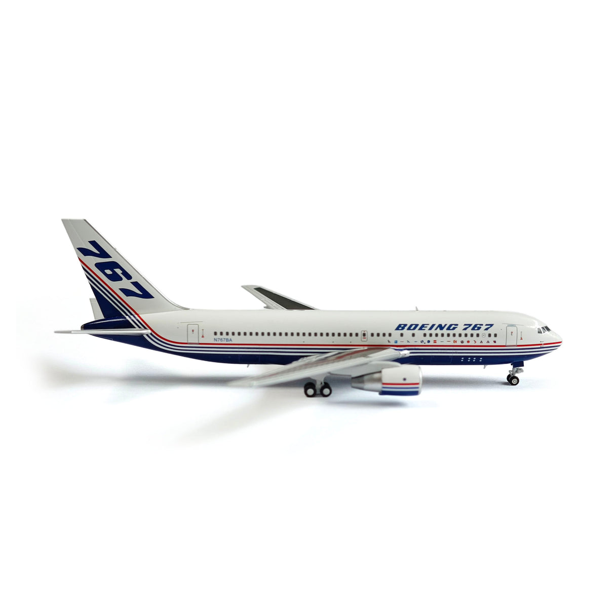 400016 | V1:400 Models | Boeing 767-200 House Colours N767BA