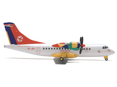 551045 | Herpa Wings 1:200 1:200 | ATR 42-300 Danish Air Transport OY-JRY