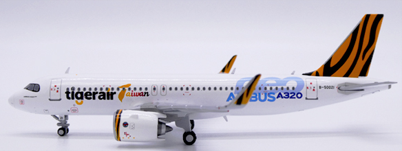 XX4981 | JC Wings 1:400 | Airbus A320NEO Tigerair Taiwan Airbus sticker Reg: B-50021