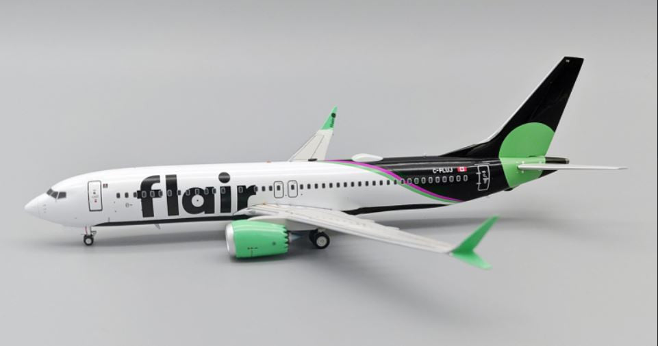 IF738MF80624 | InFlight200 1:200 | Boeing 737-8 MAX Flair Airlines C-FLUJ with stand