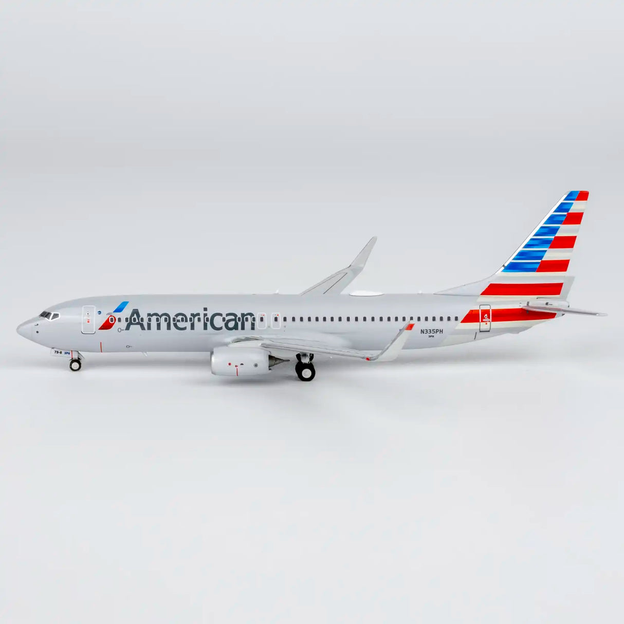 NG58260 | NG Models 1:400 | Boeing 737-800 American Airlines N883NN 100th Anniversary Luxurious packaging) (with stand)