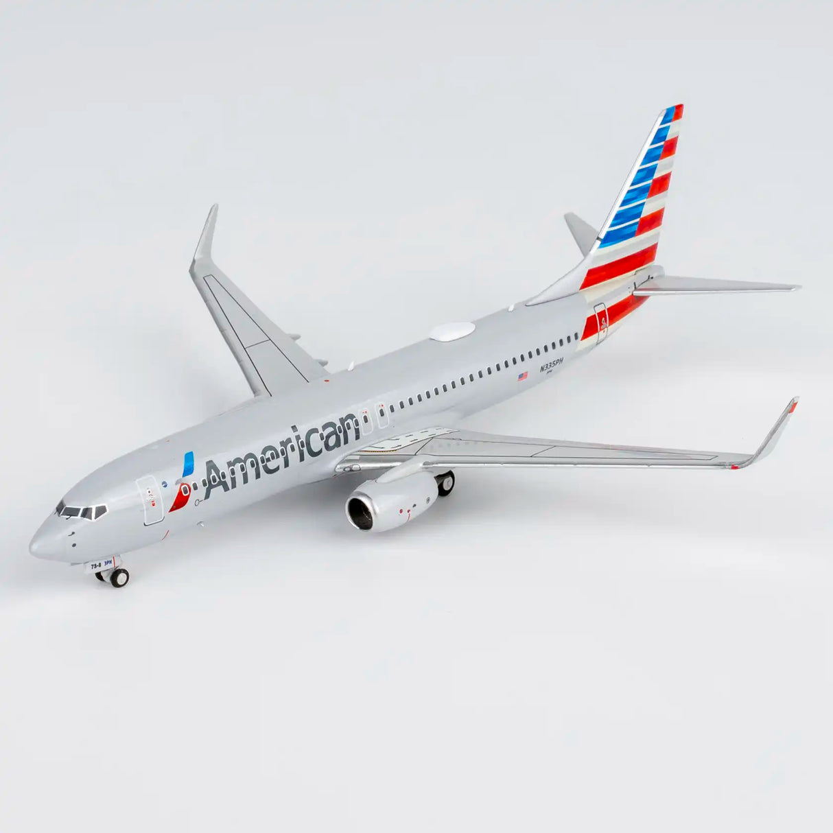 NG58260 | NG Models 1:400 | Boeing 737-800 American Airlines N883NN 100th Anniversary Luxurious packaging) (with stand)