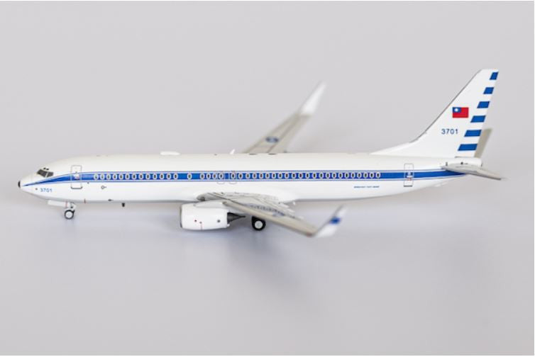 NG58065 | NG Models 1:400 | Boeing 737-800 Taiwan Air Force 3701