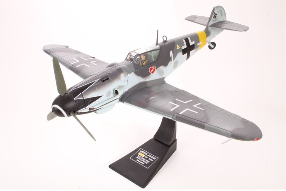 AA34904 | Corgi 1:32 | Messerschmitt Bf 109G-6 Luftwaffe White 1 Named usch Staffelkapitan Erich Hartmann, 7/JG 52, Romania, October 1944