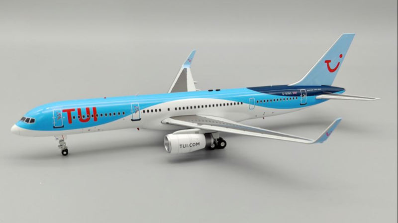 IF752TUI1223 | InFlight200 1:200 | Boeing 757-236 TUI G-OOBG with stand