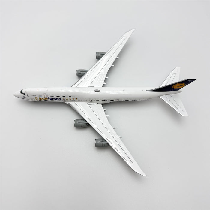 YY74806F | YY Wings 1:400 | Boeing 747-8 Lufthansa 5 Starhansa Livery Reg. D-ABYM Flap-down | is due October 2025