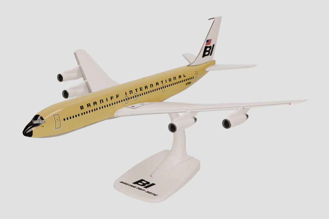 614023 | Herpa Snap-Fit (Wooster) 1:144 | Boeing 707-320 Braniff International Solid beige – N7104