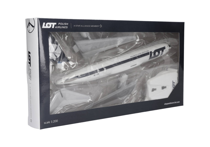 614801 | Herpa Snap-Fit 1:200 | Boeing 767-300 LOT Polish Airlines SP-LPB