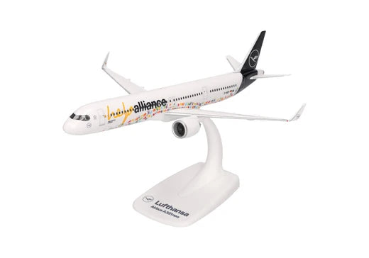 614832 | Herpa Snap-Fit 1:200 | Airbus A321neo Lufthansa "Help Alliance" D-AIEP