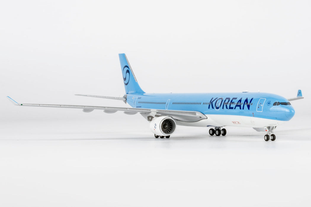 NG62077 | NG Models 1:400 | Airbus A330-300 Korean Air HL8025 (2025's livery) | is due July 2025