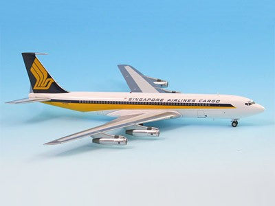 IF70021 | InFlight200 1:200 | Boeing 707-300 Singapore Airllines Cargo 9V-BEW