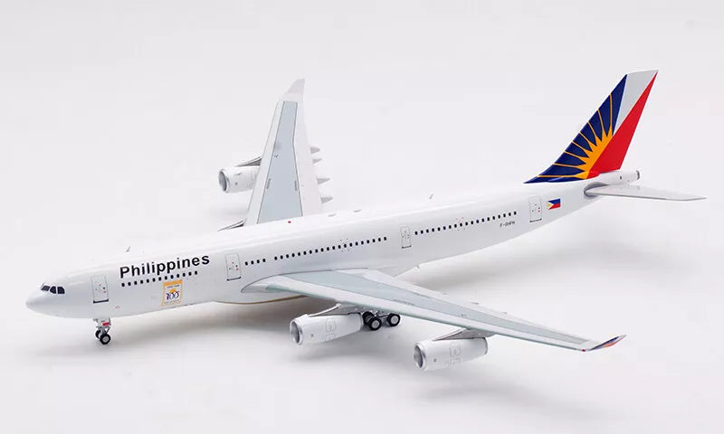 IF342PR1024R | InFlight200 1:200 | Airbus A340-211 Philippine Airlines F-OHPH with stand