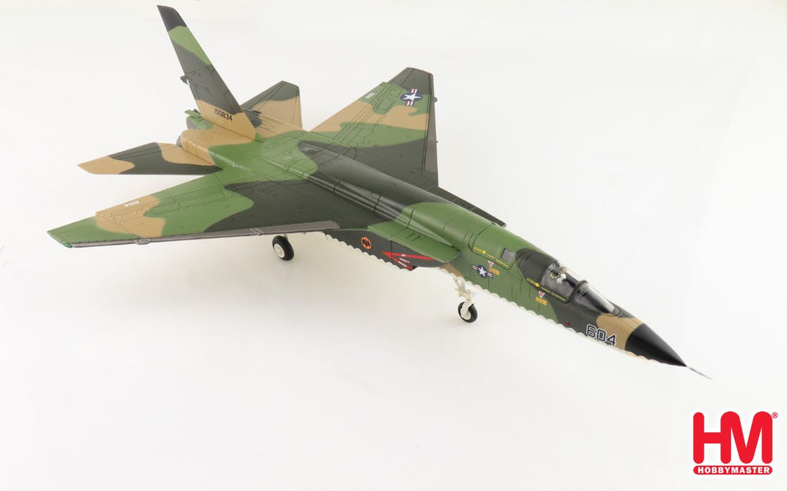 HA4706 | Hobby Master Military 1:72 | RA-5C Vigilante Experimental SEA Camo Scheme 150834/604 RVAH-13 Bats USS Kitty Hawk 1966