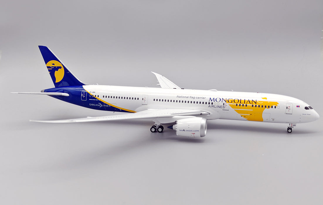 IF789OM0725 | InFlight200 1:200 | Boeing 787-9 Dreamliner MIAT Mongolian Airlines EI-UBN With Stand | is due August 2025