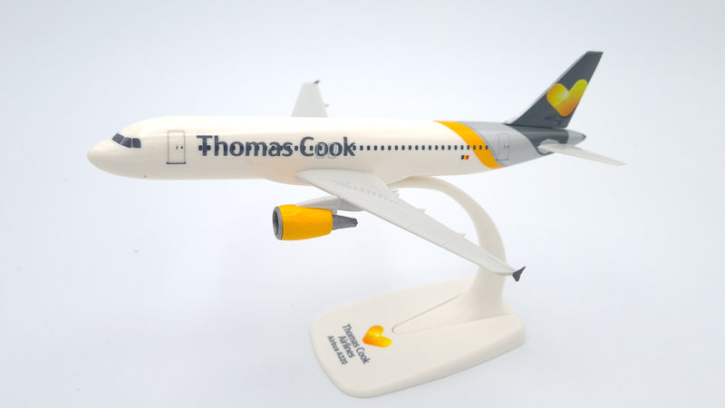 PP-TCOOK-32 | PPC Models 1:200 | Airbus A320 Thomas Cook Belgium (plastic push fit)