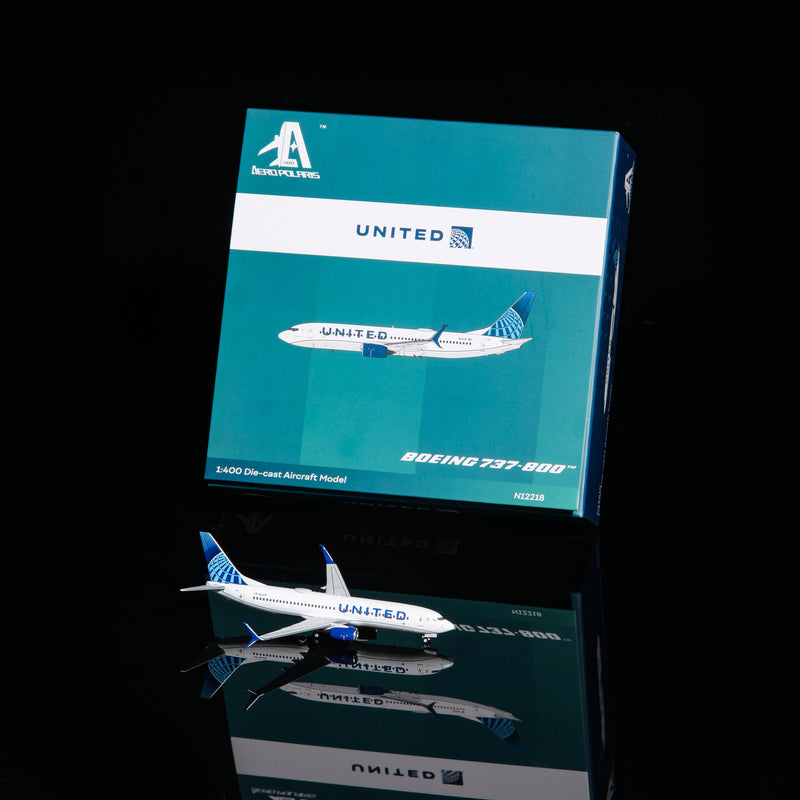 HA7380027 | Aero Polaris 1:400 | Boeing 737-800 United Airlines N12218