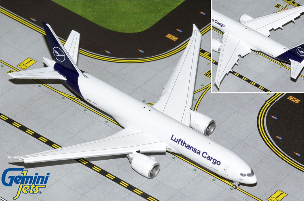 GJDLH2126F | Gemini Jets 1:400 1:400 | Lufthansa Cargo Boeing 777F D-ALFA (Flaps Down)