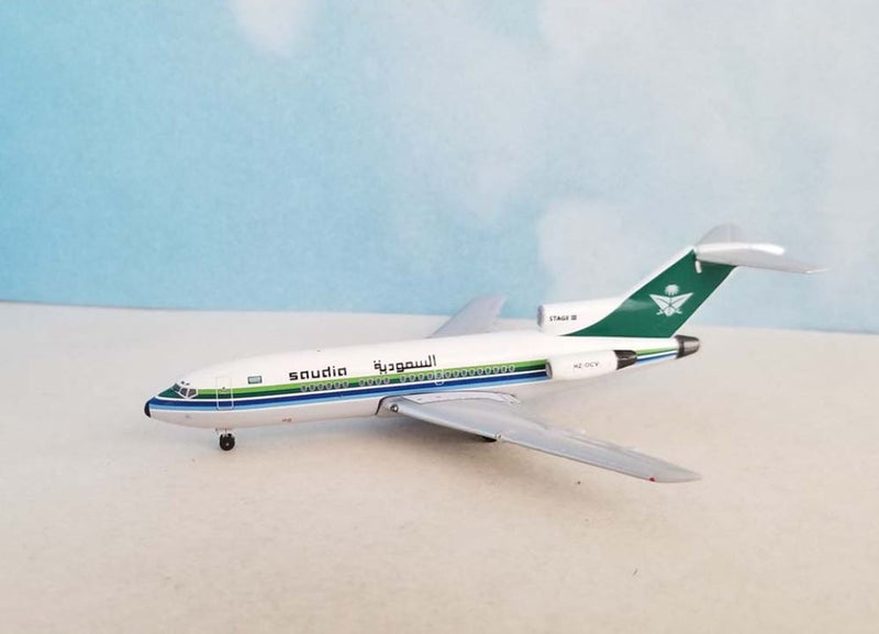 AC411349 | Aero Classics 1:400 | Boeing 727-100 Saudia HZ-OCV