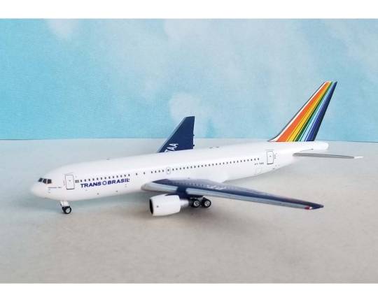 AC411374 | Aero Classics 1:400 | Trans Brazil  Boeing 767-200 (Blue) PT-TAA