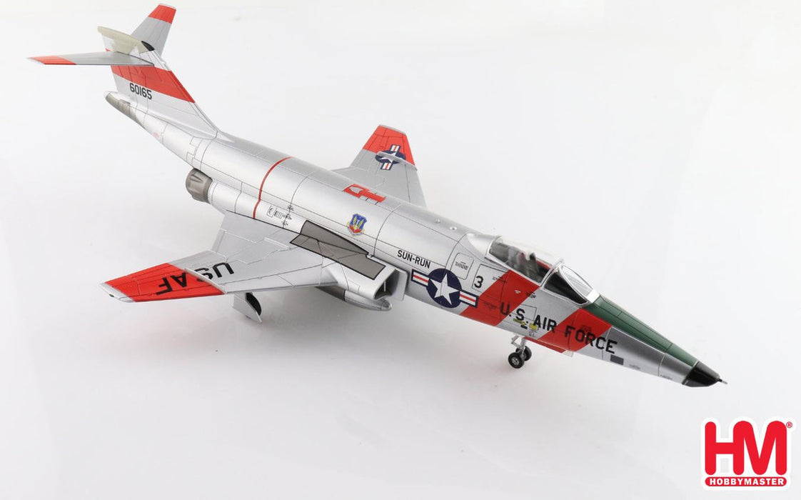 HA9301 | Hobby Master Military 1:72 | RF-101C 363rd TRW USAF 60165 'Operation Sun Run'|