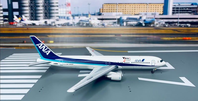 BB4-2004-012 | Big Bird 1:400 | ANA Box set of 3 Boeing 767-300's - JA601F ANA Cargo, JA8970 & JA8664 'Yokoso Japan' **PRE OWNED**