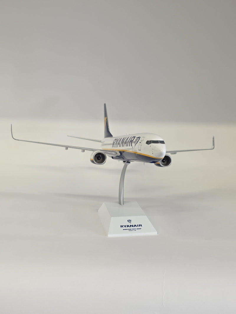 XX1002 | JC Wings 1:100 | Boeing 737-800 Ryanair EI-GXN With Stand | was due May 2025
