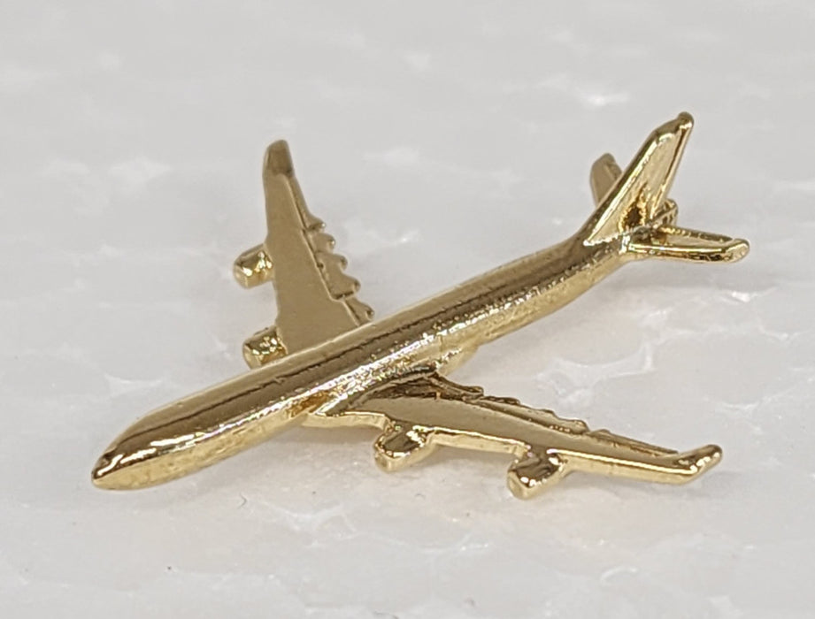 CL014 | Clivedon Collection Pin Badges | AIRBUS A340 22ct Gold plated pin badge.