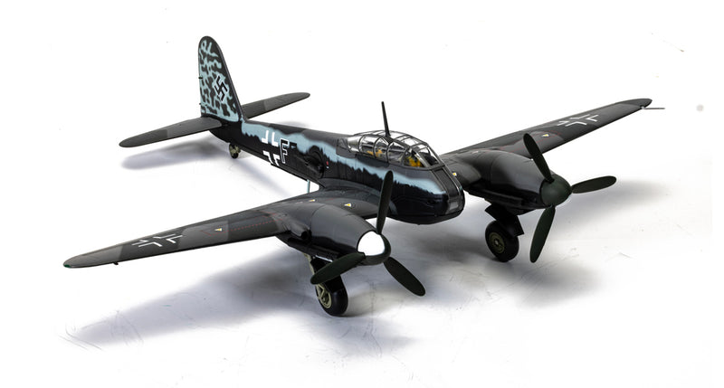 AA29702 | Corgi 1:72 | Messerschmitt Me 410A-1 Black F, 14./KG2, Late 1943