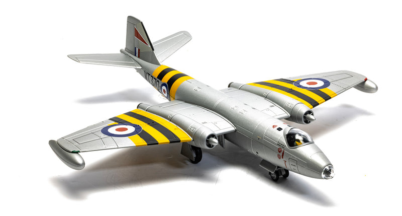 AA34711 | Corgi 1:72 | English Electric Canberra B.6, WT370, Operation Musketeer, 1956