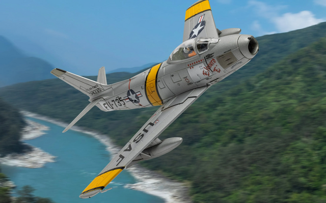 AA35817 | Corgi 1:72 | North American F-86E Sabre, Eleanor E Christine, William T. Bill Whisner Jr, 1952