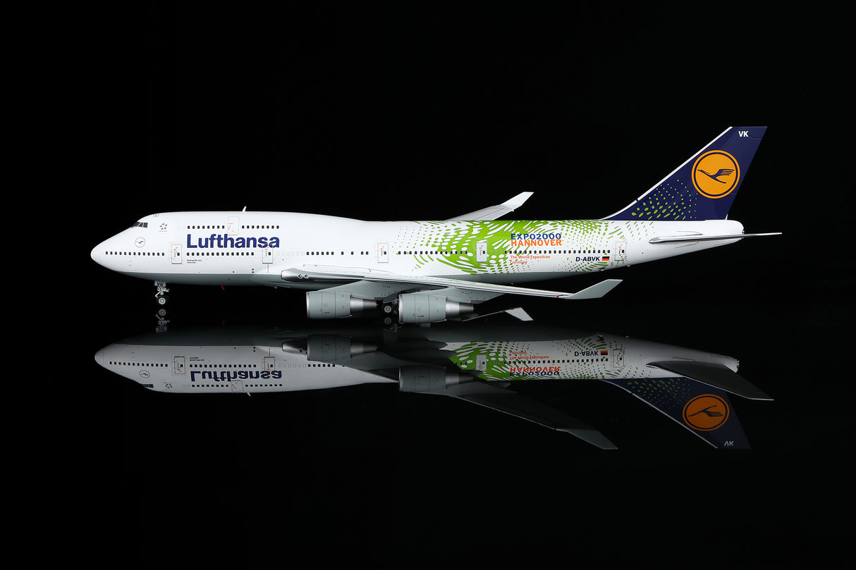 Lufthansa Boeing 747-400 Hannover EXPO 2000 D-ABVK
