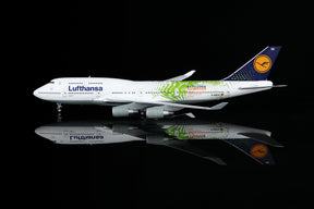 Lufthansa Boeing 747-400 Hannover EXPO 2000 D-ABVK