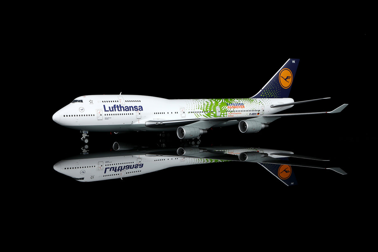 Lufthansa Boeing 747-400 Hannover EXPO 2000 D-ABVK