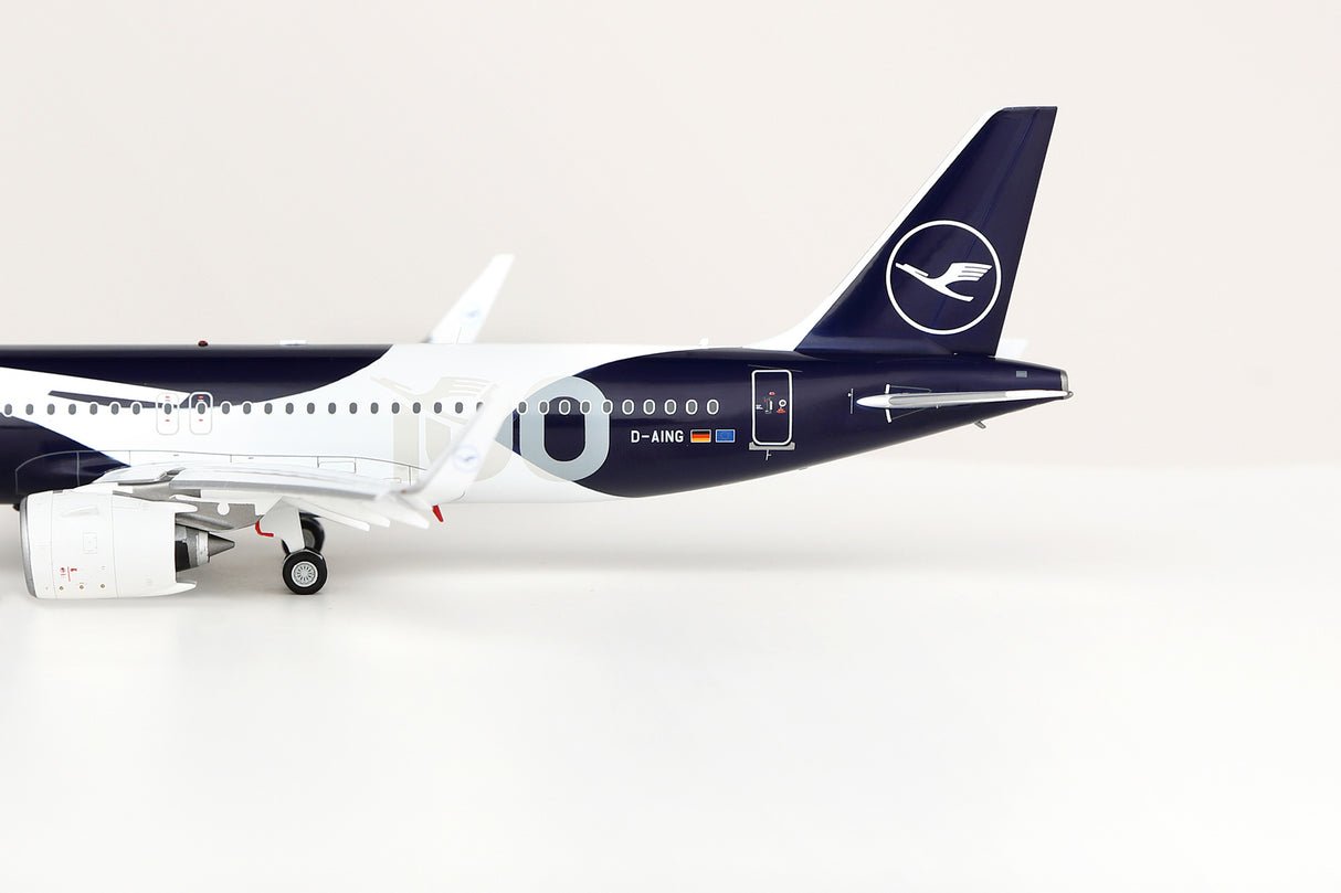 Lufthansa A320neo 100th Anniversary D-AING
