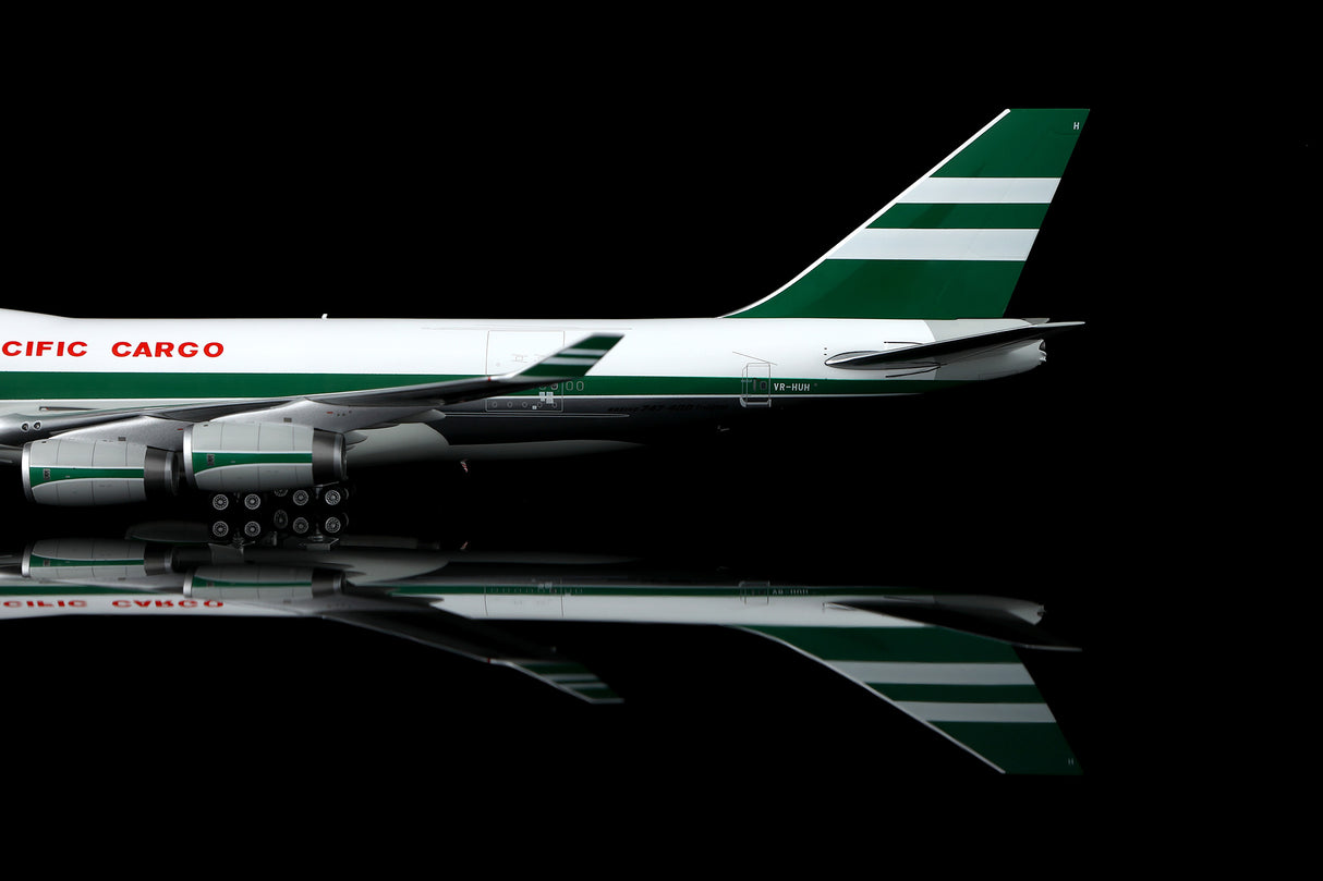 Cathay Pacific Cargo Boeing 747-400F VR-HUH