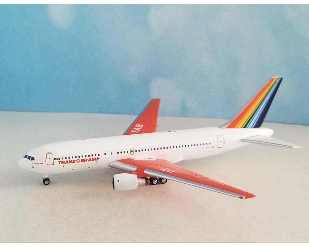 AC411375 | Aero Classics 1:400 | Boeing 767-2Q4, Transbrazil PT-TAB