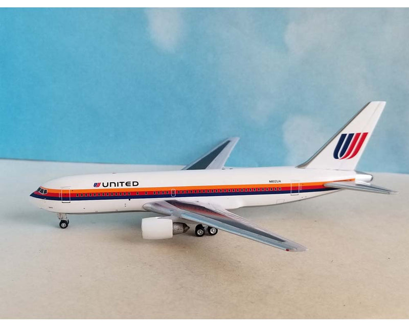 AC411378 | Aero Classics 1:400 | United Airlines  Boeing 767-200 N602UA