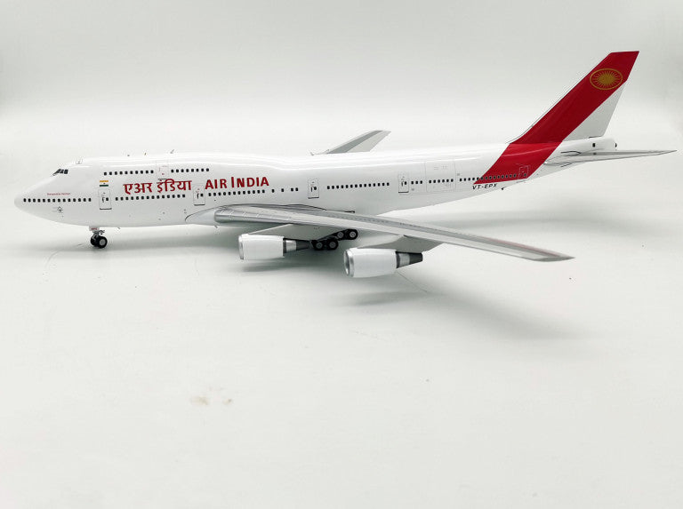 IF743AI0522 | InFlight200 1:200 | Boeing 747-300 Air India VT-EPX (with stand)