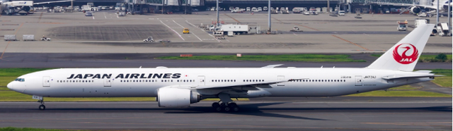 SA4104A | JC Wings 1:400 | Boeing 777-300ER Japan Airlines Last Flight Reg: JA731J Flaps Down | is due July 2025