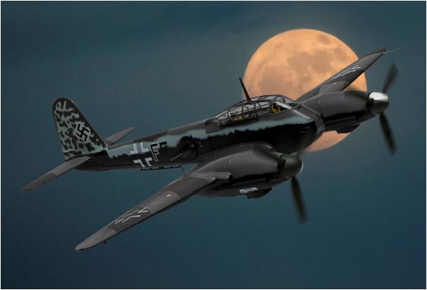 AA29702 | Corgi 1:72 | Messerschmitt Me 410A-1 Luftwaffe Black F