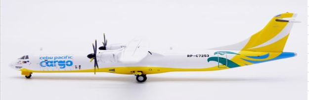 XX40067 | JC Wings 1:400 | ATR72-500F Cebu Pacific Cargo Reg: RP-C7253 With Antenna