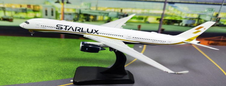 AV4282 | Aviation 400 1:400 | Airbus A350-941 STARLUX Airlines  B-58503 | is due March 2025